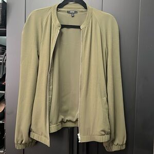 Apt 9 Green Bomber Jacket. Size M. Gently worn. Excellent condition.